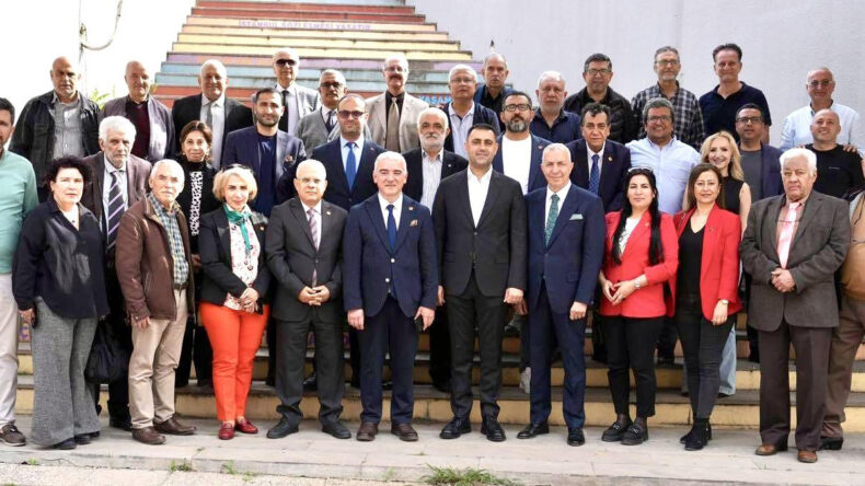 TARİHE TANIKLIK EDEN FOTOĞRAF KARELERİ