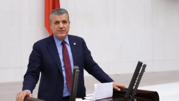 “İNEKLER KESİME GİDİYOR, TEREYAĞI İTHAL EDİLİYOR”