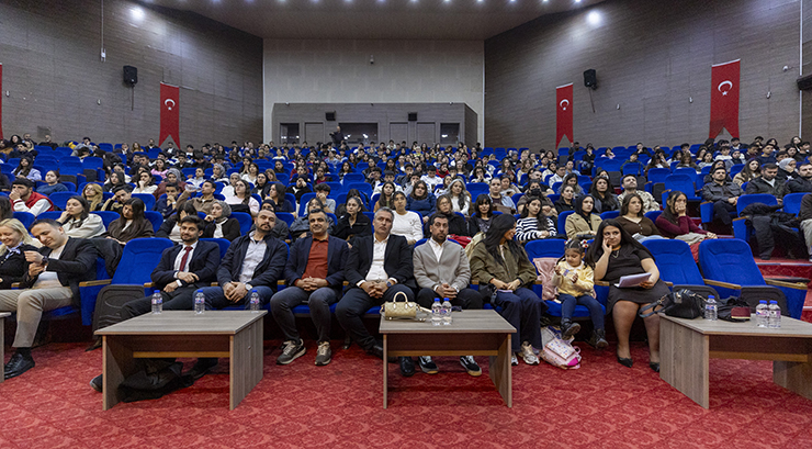 MERSİN BÜYÜKŞEHİR’DEN ÜNİVERSİTE ADAYLARINA ‘MESLEK TANITIM SEMİNERİ’