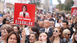 KADINLAR, “OYA TEKİN’E ÖZGÜRLÜK” DİYE HAYKIRDI…
