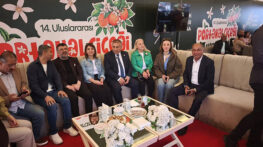 KARNAVAL COŞKUSU YUMURTALIK’IN TANITIMINA GÜÇ KATTI