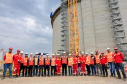 VALİ MUSTAFA YAVUZ, CEYHAN’DA STRATEJİK ENERJİ YATIRIMINI YERİNDE İNCELEDİ
