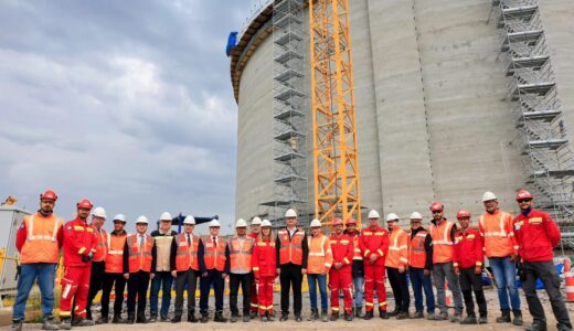 VALİ MUSTAFA YAVUZ, CEYHAN’DA STRATEJİK ENERJİ YATIRIMINI YERİNDE İNCELEDİ