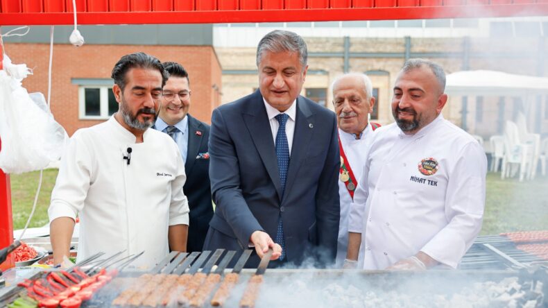 VALİ MUSTAFA YAVUZ TÜRK MUTFAĞI HAFTASI DOLAYISIYLA DÜZENLEN PROGRAMA KATILDI