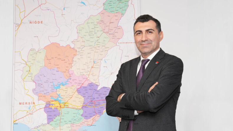 CHP ADANA İL ÖRGÜTÜ SAHAYA İNİYOR: SOKAK SOKAK, EV EV GEZECEK