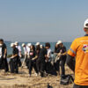 MERSİN BÜYÜKŞEHİR İLE ÖĞRENCİLER ADANALIOĞLU SAHİLİNİ ATIKLARDAN ARINDIRDI
