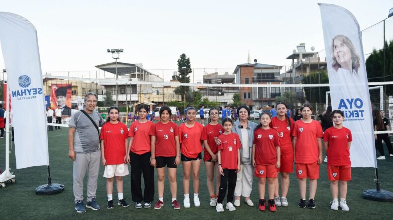 SEYHAN’DA 19 MAYIS ETKİNLİKLERİNE YOĞUN İLGİ