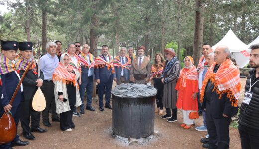 GÖNÜL COĞRAFYAMIZ 1. GENÇLİK TOYU ÇUKUROVA ÜNİVERSİTESİNDE GERÇEKLEŞTİRİLDİ