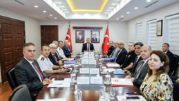 ADANA’DAKİ KAMU YATIRIMLARI VALİ MUSTAFA YAVUZ BAŞKANLIĞINDA DEĞERLENDİRİLDİ