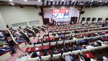 Ç.Ü BİLİM İLETİŞİMİ OFİSİ, YÖK’TE DÜZENLENEN GELECEĞİN MESLEKLERİ BULUŞMASINA KATILDI