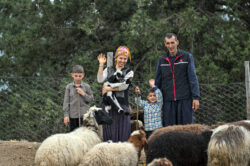 BÜYÜKŞEHİR’İN PROJESİYLE ÜRETİCİLER GELECEĞE GÜVENLE BAKIYOR