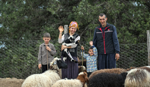 BÜYÜKŞEHİR’İN PROJESİYLE ÜRETİCİLER GELECEĞE GÜVENLE BAKIYOR