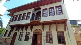 ÇSG’DEN EĞİTİM ATAĞI
