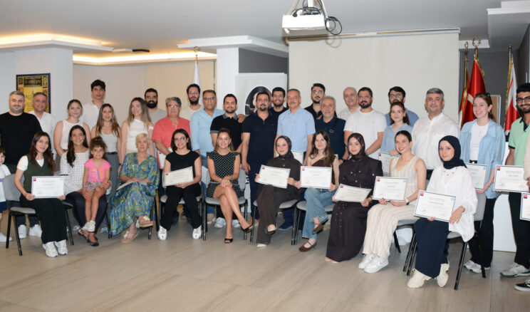 DENTAL MENTÖR PROGRAMI MEZUNLARINA SERTİFİKALARI VERİLDİ