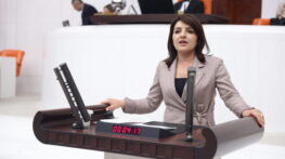BARAJLA ÖVÜNÜYORLAR, SORUMLULUKTAN KAÇIYORLAR