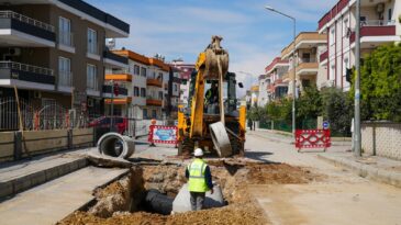 MESKİ ÇALIŞMALARIYLA KAVAKLI MAHALLESİ’NDE YAĞMURSUYU SORUNU TARİH OLDU