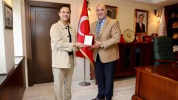 MİLLİ EĞİTİM MÜDÜRÜNDEN GÜNDOĞDU’YA TEŞEKKÜR PLAKETİ