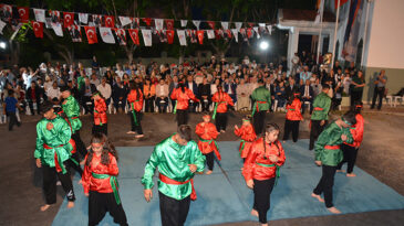 MERSİN BÜYÜKŞEHİR YENİCE’DE ‘AŞIK SIDKİ BABA ANMA GECESİ’ DÜZENLEDİ