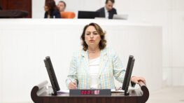 BARBAROS MAHALLESİ’NDEKİ TOKİ ÇIKMAZI MECLİS GÜNDEMİNDE…