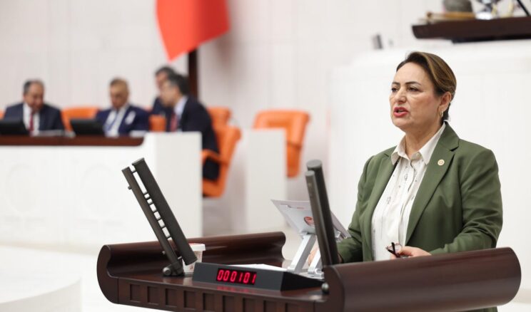 İKTİDAR POLİSİN TEMEL SORUNUNA EĞİLMİYOR 