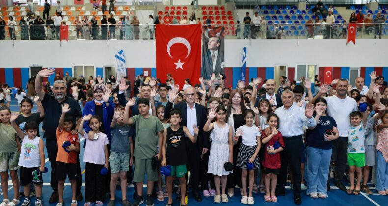 YÜREĞİR BELEDİYESİ YAZ SPOR OKULLARI COŞKUYLA BAŞLADI