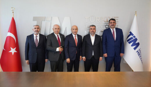 AKİB’DEN İLK YARIDA 9,68 MİLYAR DOLARLIK İHRACAT