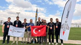 ÇUKUROVA ÜNİVERSİTESİ 1.5 ADANA ROKET TAKIMI’NDAN ULUSLARARASI BAŞARI