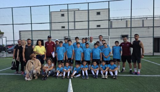 YUMURTALIK’TA FUTBOL OKULU HEYECANI BAŞLADI