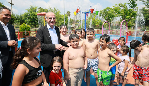 YÜREĞİR BELEDİYESİ SU OYUN PARKLARI YAZ SEZONUNU AÇTI
