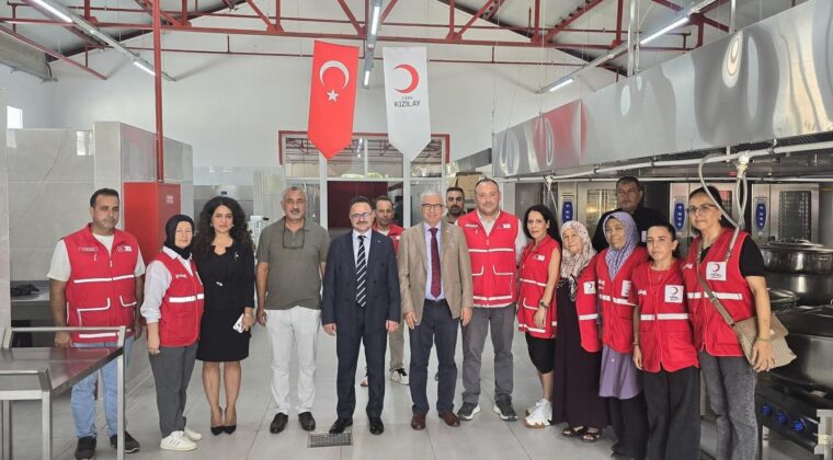 KIZILAY’IN İYİLİK SOFRASI 81 İLE YAYILIYOR