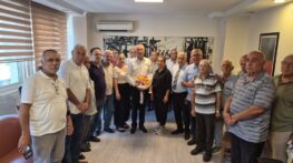 ANADOLU EMEKLİLER DERNEĞİ’NDEN ZEYDAN KARALAR’A GEÇMİŞ OLSUN ZİYARETİ
