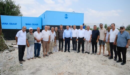 BÜYÜKŞEHİR’DEN CEYHAN VE YUMURTALIK’TA KÖPRÜ, YOL VE SU HİZMETİ…