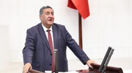 GÜRER: “TARIMDA ÇALIŞAN NÜFUS YÜZDE 10,7’DEN YÜZDE 5,23’E GERİLEDİ”
