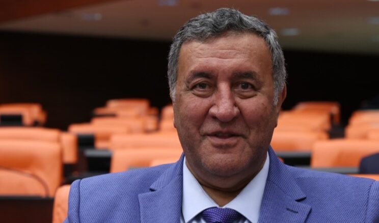 GÜRER: “250 LİRALIK FINDIK FİYATI ÜRETİCİYİ YIKAR, ALIM FİYATI EN AZ 370 LİRA OLMALI”