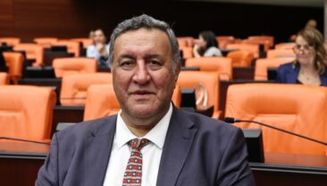GÜRER: “KAMUDA TAŞERON BİTMELİ, İŞÇİLER KADROYA ALINMALI”