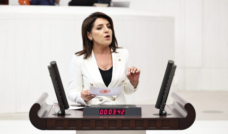 MİLYONLAR BORÇ BATAĞINDA, AKP VE MHP’NİN CEVABI: “ARAŞTIRMAYALIM!”