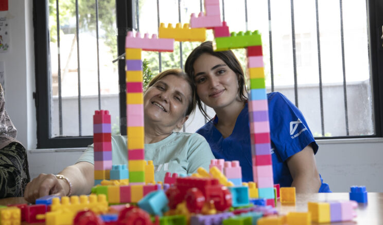 MERSİN BÜYÜKŞEHİR ALZHEIMER HASTALARININ YAŞAMINA DOKUNUYOR