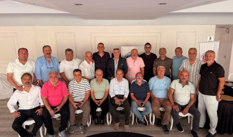 TSYD EĞİTİM SEMİERİNDE DEĞİŞEN FUTBOL OYUN KURALLARI ANLATILDI