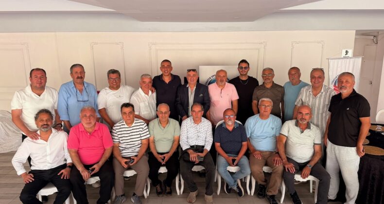 TSYD EĞİTİM SEMİERİNDE DEĞİŞEN FUTBOL OYUN KURALLARI ANLATILDI