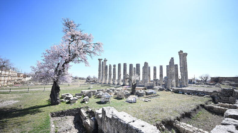 BÜYÜKŞEHİR İLE UZUNCABURÇ TURİSTLERİN YENİ GÖZDESİ OLUYOR