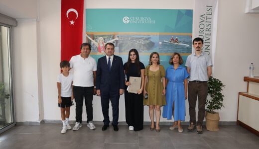ÇUKUROVA ÜNİVERSİTESİNDE 2026-2027 AKADEMİK YILI İLK KAYIT HEYECANI