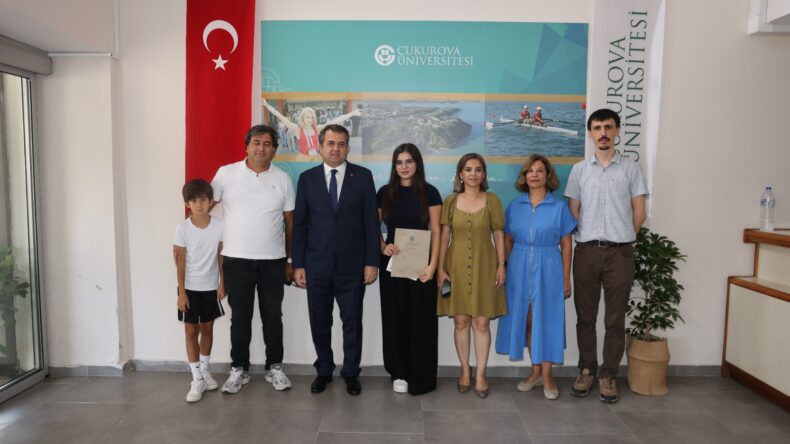 ÇUKUROVA ÜNİVERSİTESİNDE 2026-2027 AKADEMİK YILI İLK KAYIT HEYECANI