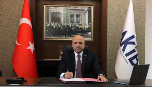 “TEKSTİLİN GELECEĞİNİ KUR-MALİYET-VERİMLİLİK DENGESİ BELİRLEYECEK”