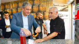 VALİ MUSTAFA YAVUZ SEYHAN’DA ESNAFIMIZI ZİYARET ETTİ