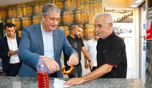 VALİ MUSTAFA YAVUZ SEYHAN’DA ESNAFIMIZI ZİYARET ETTİ