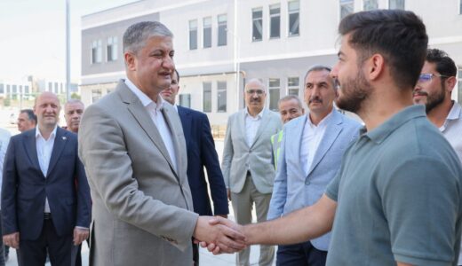 VALİ MUSTAFA YAVUZ’DAN YAPIMI TAMAMLANAN ÖĞRENCİ YURDUNA İNCELEME ZİYARETİ