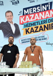 BÜYÜKŞEHİR ÜNİVERSİTE ÖĞRENCİLERİNİ MERSİN VE TARSUS OTOGARLARINDA KARŞILIYOR
