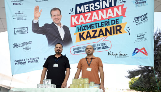 BÜYÜKŞEHİR ÜNİVERSİTE ÖĞRENCİLERİNİ MERSİN VE TARSUS OTOGARLARINDA KARŞILIYOR