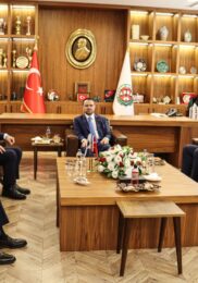 ADALET BAKANI AKIN GÜRLEK ADANA BAROSU’NU ZİYARET ETTİ