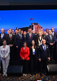 İŞ İNSANLARI, ELAZIĞ’DAN BARIŞ, YATIRIM VE BÖLGESEL KALKINMA MESAJI VERDİ